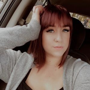 Meet your Posher, Carly